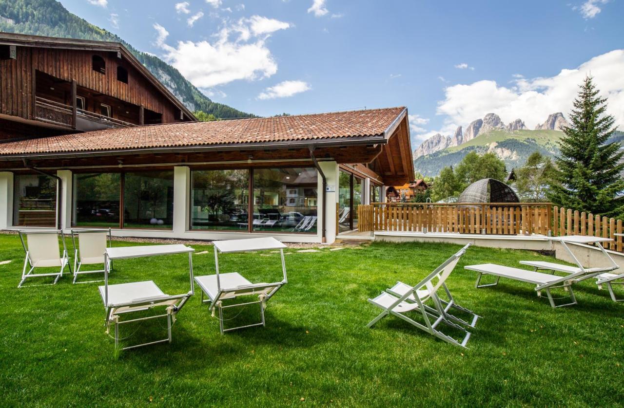 Hotel Cirelle Suite&Spa Canazei Bagian luar foto