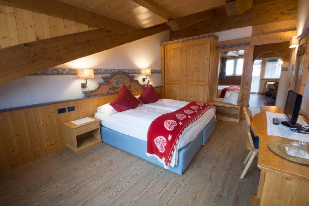 Hotel Cirelle Suite&Spa Canazei Bagian luar foto